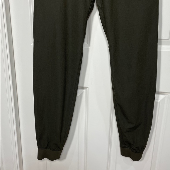 Lululemon Men’s ABC Skinny-Fit Jogger Size Small Army Green Pull On Performance - Picture 5 of 17